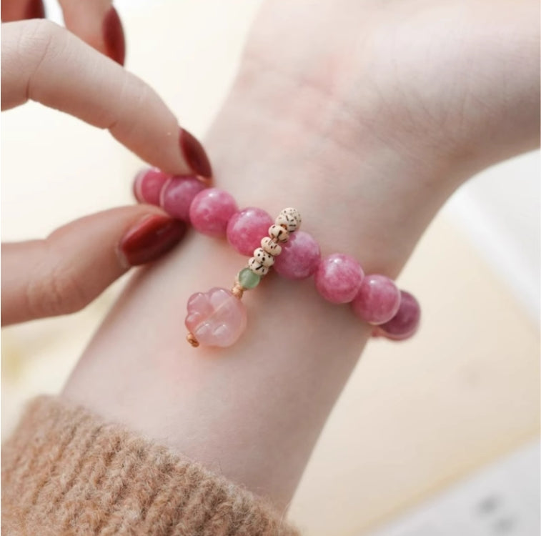 Heartfelt Embrace Bracelet