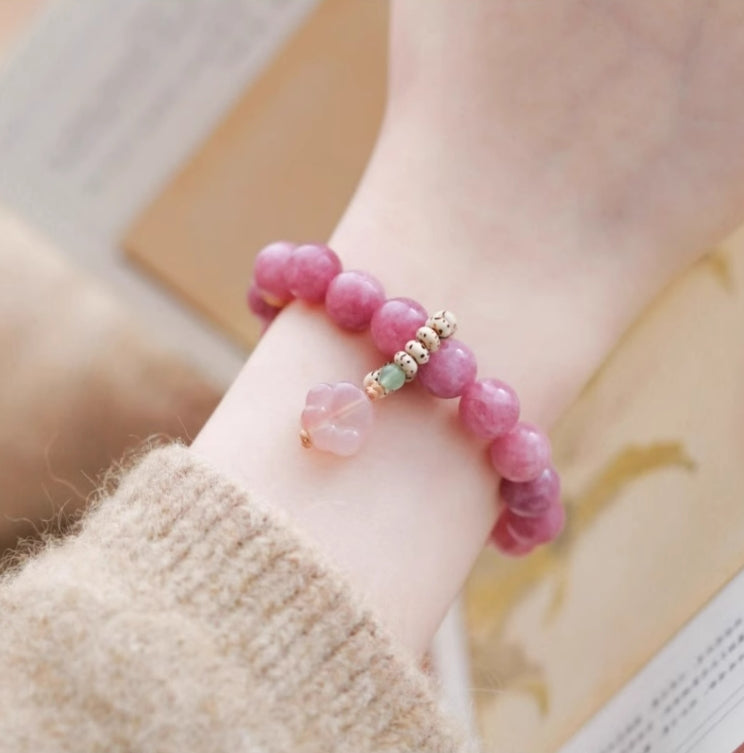 Heartfelt Embrace Bracelet
