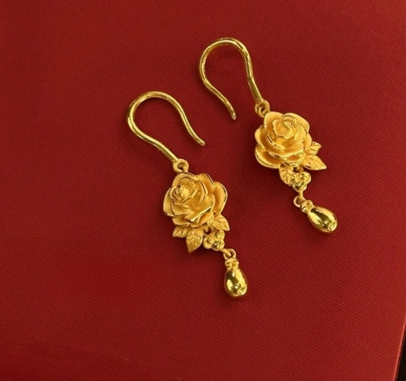 Rosette Gilded Earrings